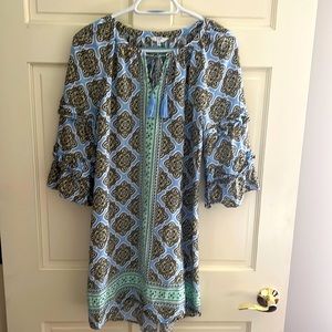 Stunning Crown and Ivy dress size m